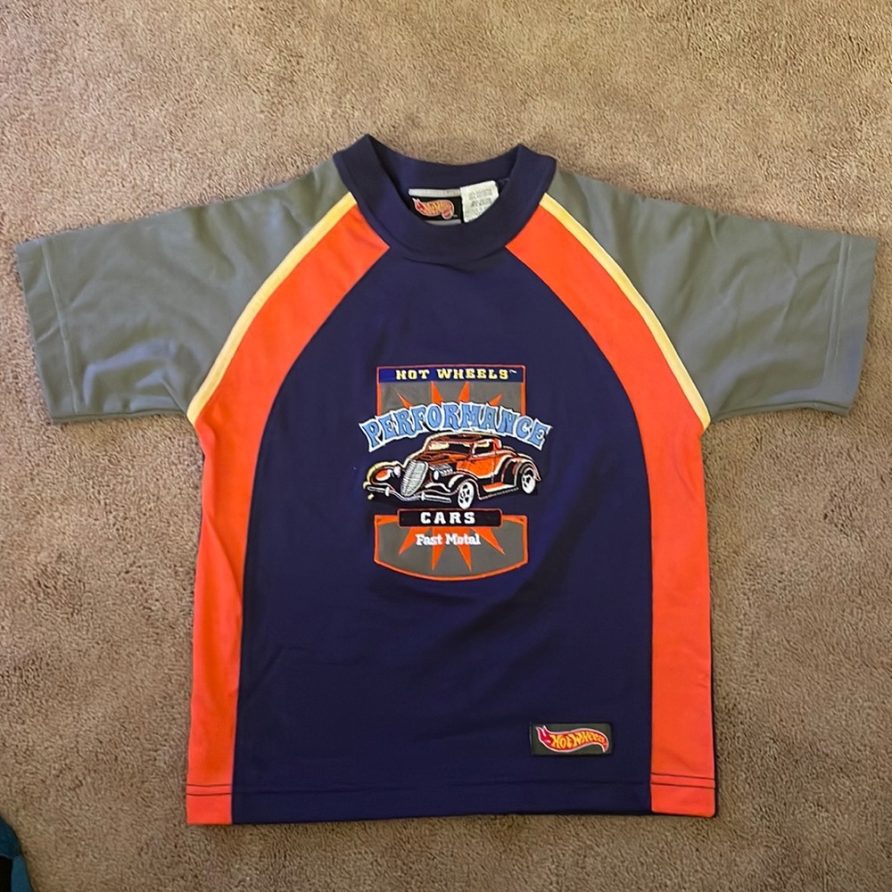 vintage 90’s Hot Wheels boys tshirt embroidered size M 5/6